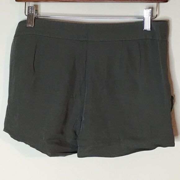 J. Crew Collection Sz 2 100% Silk Shorts Gray - Picture 3 of 5